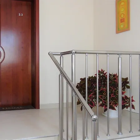Apartamento Studio 3.3 *