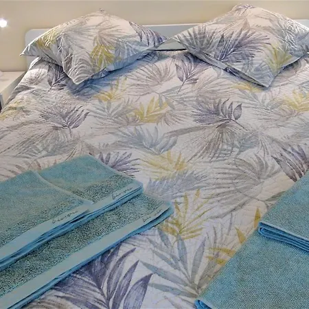 Studio 3.3 * Varna